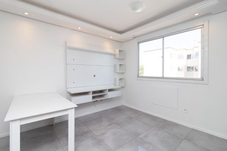Sala de apartamento à venda com 2 quartos, 45m² em Cavalhada, Porto Alegre