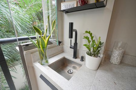 Varanda Gourmet de apartamento à venda com 2 quartos, 69m² em Vila Mariana, São Paulo