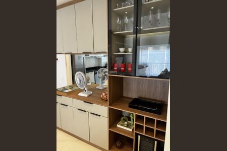 Foto 05 de apartamento à venda com 2 quartos, 75m² em Vila Azevedo, São Paulo