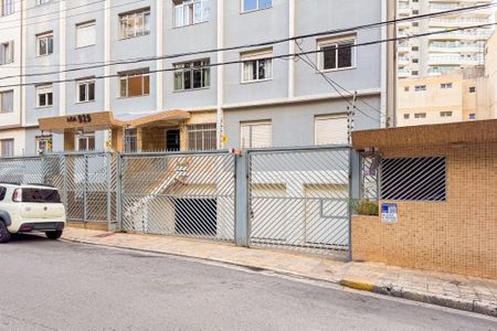 Apartamento para alugar com 69m², 2 quartos e sem vagaFachada + Plaquinha