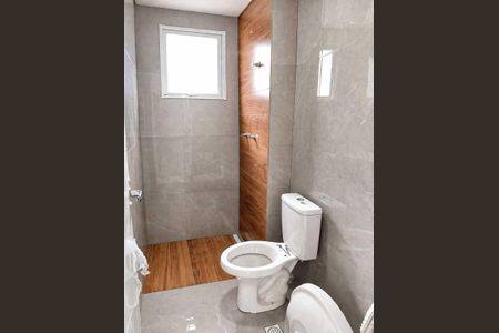 Banheiro de apartamento para alugar com 2 quartos, 46m² em Centro, Diadema