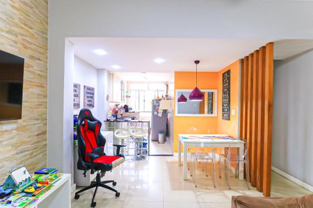 Sala de apartamento à venda com 2 quartos, 72m² em Todos Os Santos, Rio de Janeiro