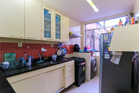 Apartamento à venda com 72m², 2 quartos e sem vaga Apartamento à venda com 72m², 2 quartos e sem vagaCozinha