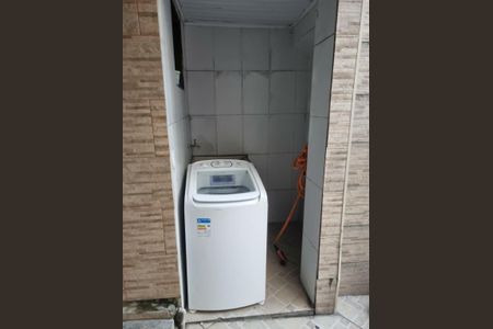 Área de serviço de casa para alugar com 3 quartos, 200m² em Cidade Kemel, Poá