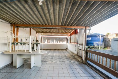 Casa para alugar com 190m², 3 quartos e 2 vagasCobertura