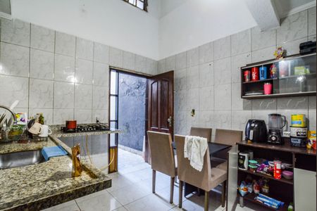 Casa para alugar com 190m², 3 quartos e 2 vagasCozinha