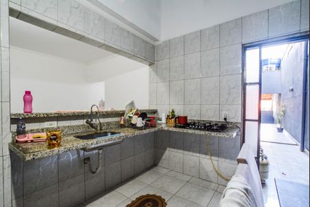 Casa para alugar com 190m², 3 quartos e 2 vagasCozinha