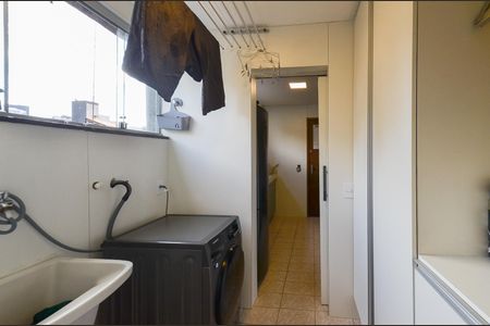 Apartamento à venda com 91m², 3 quartos e 2 vagas Apartamento à venda com 91m², 3 quartos e 2 vagasÁrea de Serviço