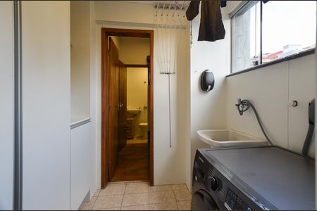 Apartamento à venda com 91m², 3 quartos e 2 vagas Apartamento à venda com 91m², 3 quartos e 2 vagasÁrea de Serviço