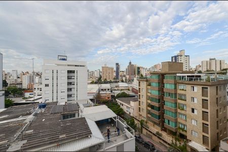 Apartamento à venda com 91m², 3 quartos e 2 vagas Apartamento à venda com 91m², 3 quartos e 2 vagasVista