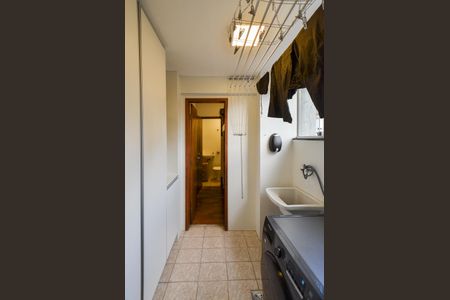 Apartamento à venda com 91m², 3 quartos e 2 vagas Apartamento à venda com 91m², 3 quartos e 2 vagasÁrea de Serviço