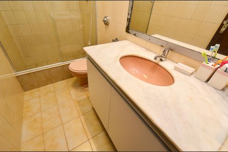 Apartamento à venda com 91m², 3 quartos e 2 vagas Apartamento à venda com 91m², 3 quartos e 2 vagasBanheiro Social