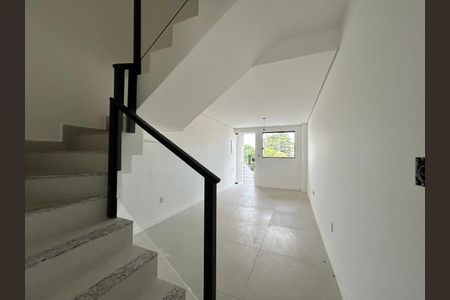 Sala de casa à venda com 2 quartos, 130m² em Santa Branca, Belo Horizonte