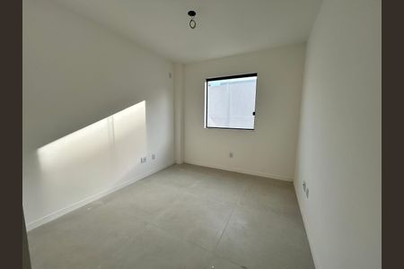 Quarto de casa à venda com 2 quartos, 130m² em Santa Branca, Belo Horizonte