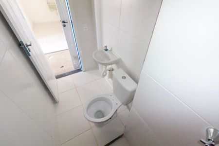 Apartamento à venda com 33m², 2 quartos e sem vagaBanheiro