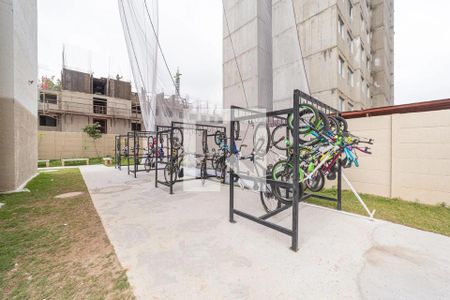 Apartamento à venda com 33m², 2 quartos e sem vagaÁrea comum
