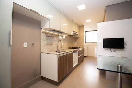 Apartamento para alugar com 147m², 4 quartos e 2 vagasCozinha