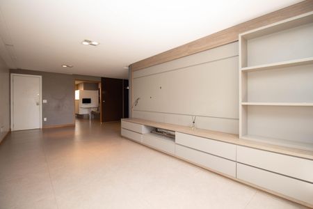 Apartamento para alugar com 147m², 4 quartos e 2 vagasSala