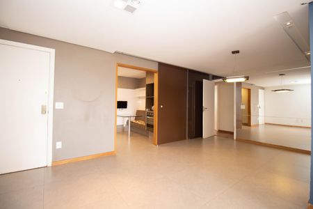 Apartamento para alugar com 147m², 4 quartos e 2 vagasSala