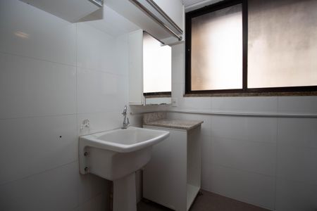 Apartamento para alugar com 147m², 4 quartos e 2 vagasÁrea de Serviço