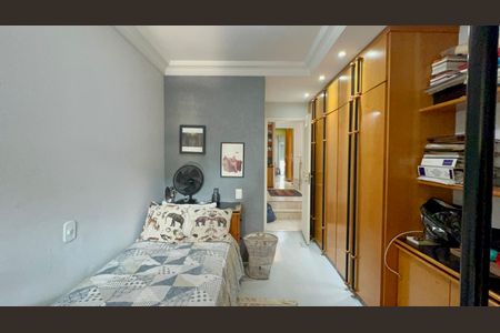 Casa de condomínio à venda com 450m², 3 quartos e 6 vagasSuíte 2