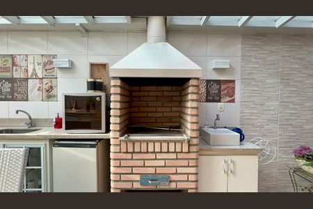 Casa de condomínio à venda com 450m², 3 quartos e 6 vagasChurrasqueira