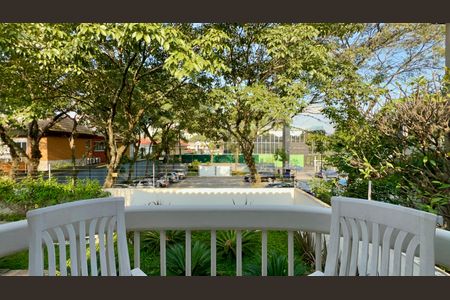 Casa de condomínio à venda com 450m², 3 quartos e 6 vagasVaranda da Suite 3