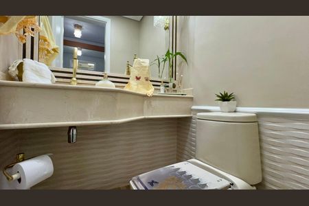 Casa de condomínio à venda com 450m², 3 quartos e 6 vagasLavabo