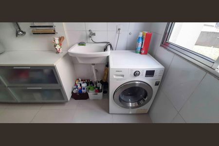 Apartamento à venda com 56m², 2 quartos e 1 vagaÁrea de Serviço