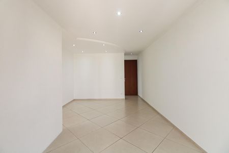 Apartamento para alugar com 55m², 2 quartos e 1 vagaSala 