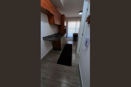 Cozinha de apartamento para alugar com 1 quarto, 25m² em Santo Amaro, São Paulo