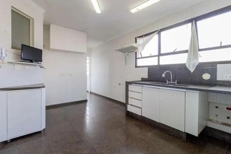 Apartamento à venda com 337m², 4 quartos e 3 vagasFoto 12