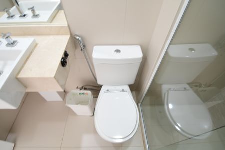 Apartamento para alugar com 73m², 2 quartos e 2 vagasBanheiro Social