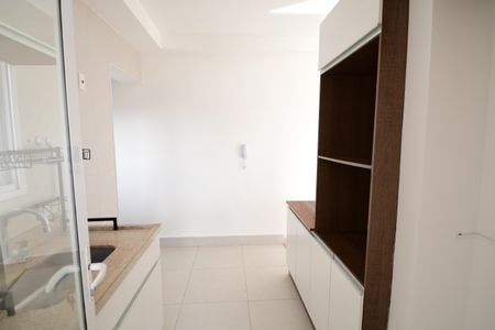 Apartamento para alugar com 73m², 2 quartos e 2 vagasCozinha