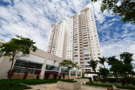 Apartamento para alugar com 73m², 2 quartos e 2 vagasFachada do bloco