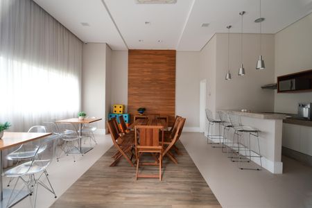 Apartamento para alugar com 73m², 2 quartos e 2 vagasÁrea comum - Salão de festas