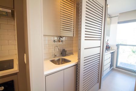 Apartamento à venda com 77m², 2 quartos e 1 vaga Apartamento à venda com 77m², 2 quartos e 1 vagaÁrea de Serviço
