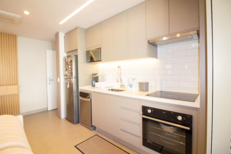 Apartamento à venda com 77m², 2 quartos e 1 vaga Apartamento à venda com 77m², 2 quartos e 1 vagaCozinha