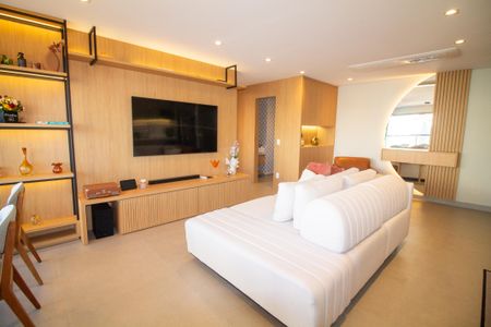 Apartamento à venda com 77m², 2 quartos e 1 vaga Apartamento à venda com 77m², 2 quartos e 1 vagaSala