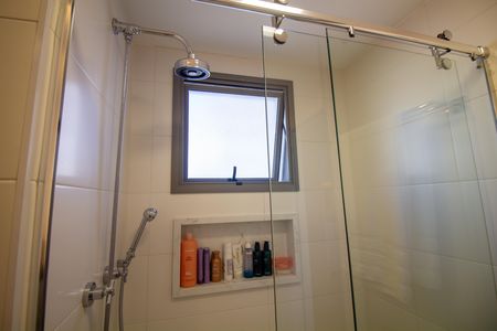 Apartamento à venda com 77m², 2 quartos e 1 vaga Apartamento à venda com 77m², 2 quartos e 1 vagaBanheiro da Suíte 2