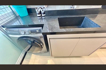 Apartamento à venda com 94m², 2 quartos e 2 vagasÁrea de Serviço