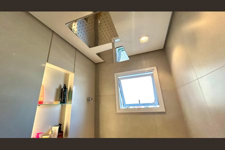Apartamento à venda com 94m², 2 quartos e 2 vagasBanheiro da Suíte 1