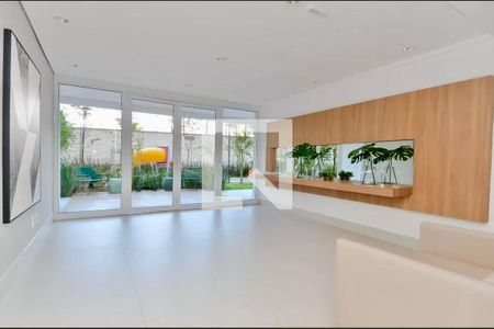 Apartamento à venda com 94m², 2 quartos e 2 vagasHall social