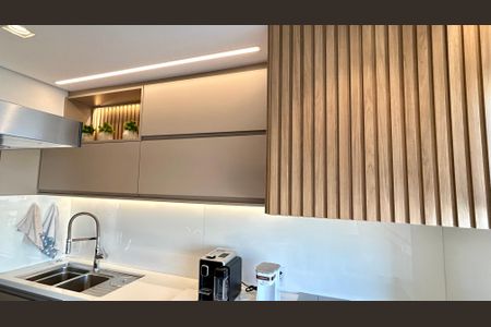 Apartamento à venda com 94m², 2 quartos e 2 vagasCozinha