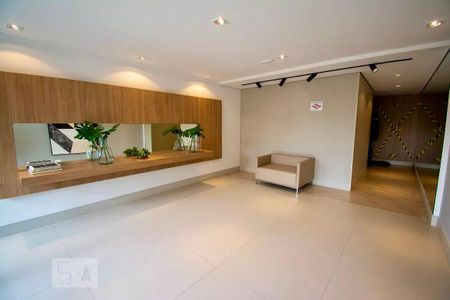 Apartamento à venda com 94m², 2 quartos e 2 vagasHall de entrada