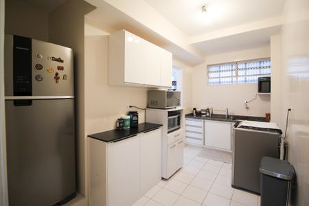 Apartamento à venda com 95m², 2 quartos e sem vagaCozinha