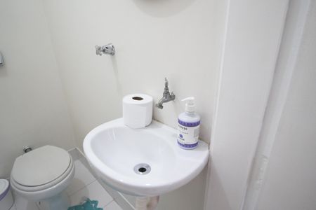 Apartamento à venda com 95m², 2 quartos e sem vagaBanheiro de serviço