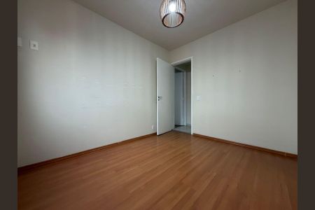 Apartamento para alugar com 64m², 3 quartos e 1 vagaQuarto
