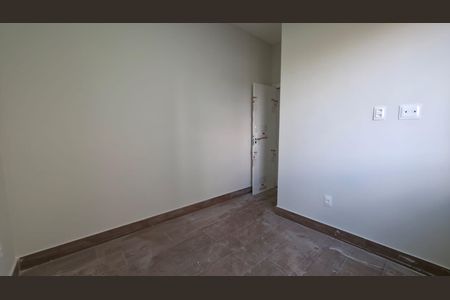 Casa à venda com 106m², 3 quartos e 2 vagas