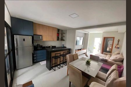 Cozinha de casa para alugar com 3 quartos, 98m² em Novo Mundo, Uberlândia